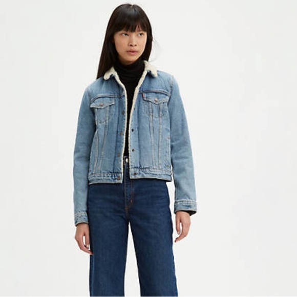 Levi's Jackets & Blazers - Levi’s Original Sherpa Trucker Jacket